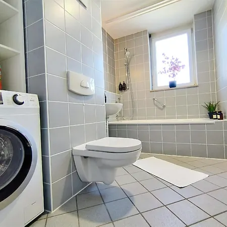Ulmer Penthouse Fuer 7, Arbeitsplatz, Xxl-Dachterrasse, Grill, Wii Eksteriør billede