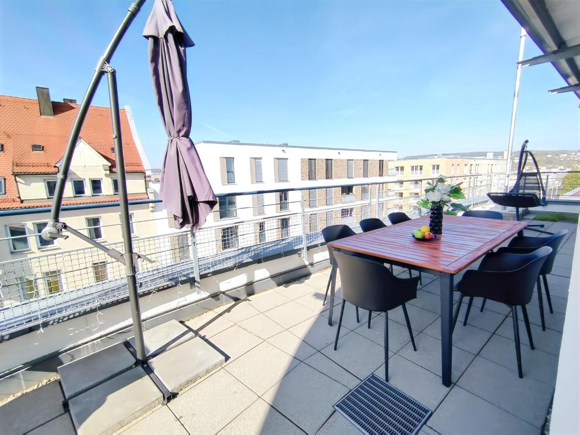 Ulmer Penthouse Fuer 7, Arbeitsplatz, Xxl-dachterrasse, Grill, Wii