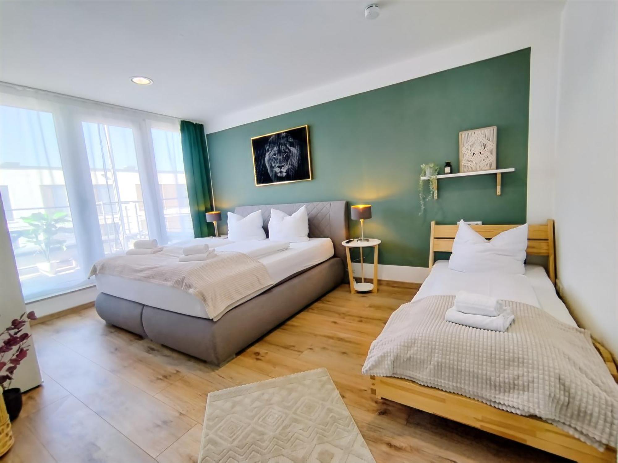 Apartment Ulmer Penthouse Fuer 7, Arbeitsplatz, Xxl-dachterrasse, Grill, Wii *